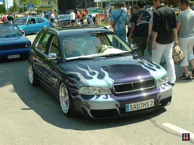  Bild "01336" mit dem Tag "Lila". 