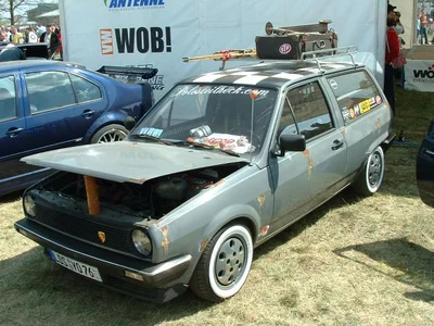 Grau, Rostig
