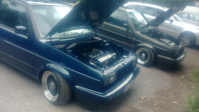 16V, Turbo, Blau