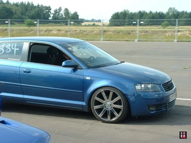  Bild "01407" in der Kategorie "VW-Blasen in Luckau". 