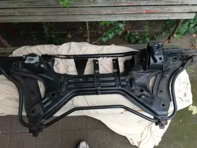 Golf II 16V Turbo Vorderachse vor der Aufbereitung