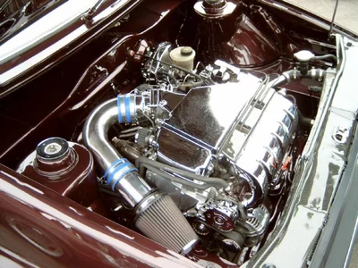 Motorraum, VW-Blasen in Luckau