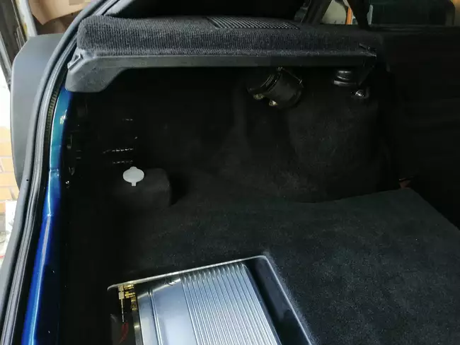 Golf II 16V Turbo Verkleidung im Kofferraum Golf II 16V Turbo Verkleidung im Kofferraum