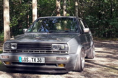 Jetta II 16V Turbo mit schwarzer Rallye-Front