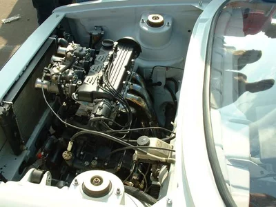 16V, Weiß, Weber / Einzeldrossel