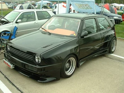 VW-Pfingsttreffen in Bautzen, Schwarz, Breitbau