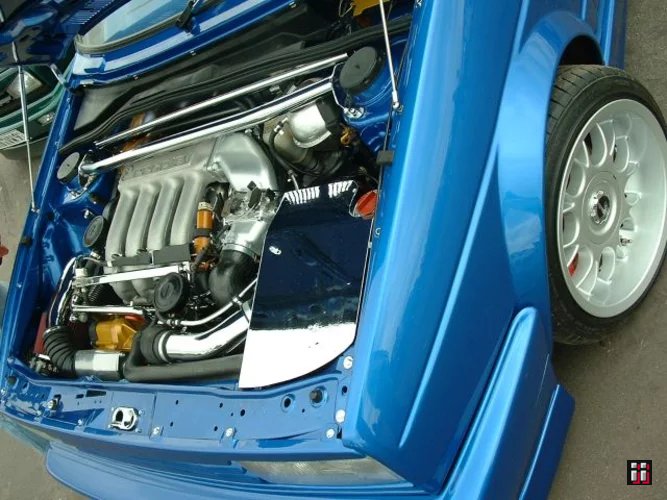 Bild "02002" in der Kategorie "VW-Blasen in Luckau". 