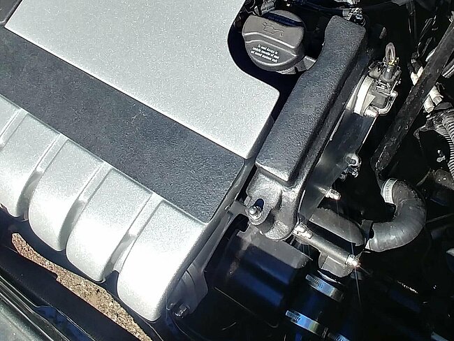Golf II VR6 Motor mit nicht sichtbarem Benzindruckregler Golf II VR6 Motor mit nicht sichtbarem Benzindruckregler