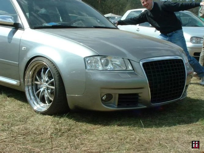  Bild "01694" in der Kategorie "Audi". 