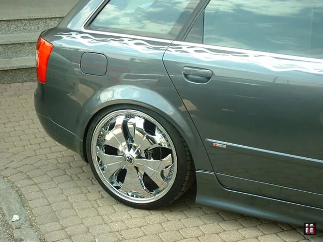  Bild "01221" in der Kategorie "Audi". 