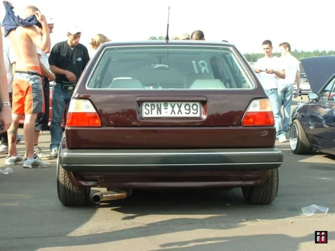  Bild "01443" mit dem Tag "Braun". 