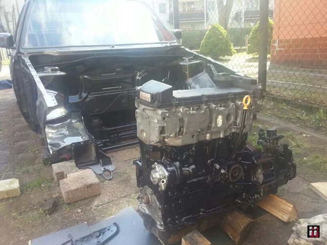  "Golf II VR6 mit leerem Motorraum" in der Kategorie "Golf II VR6". 