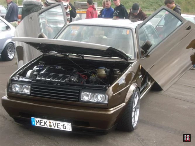  Bild "02351" in der Kategorie "Golf II / Jetta II". 