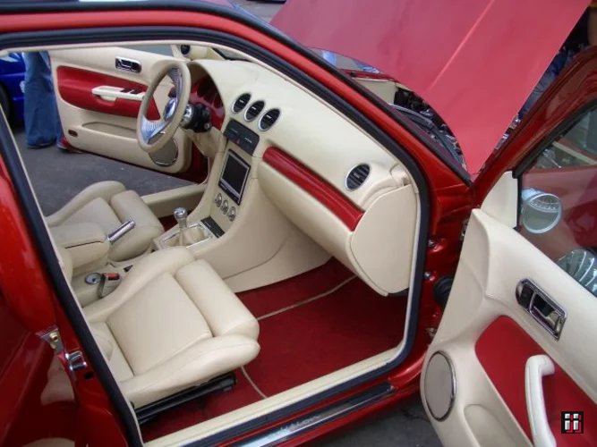  Bild "01976" in der Kategorie "VW-Blasen in Luckau". 